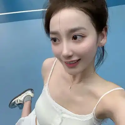 周翔德